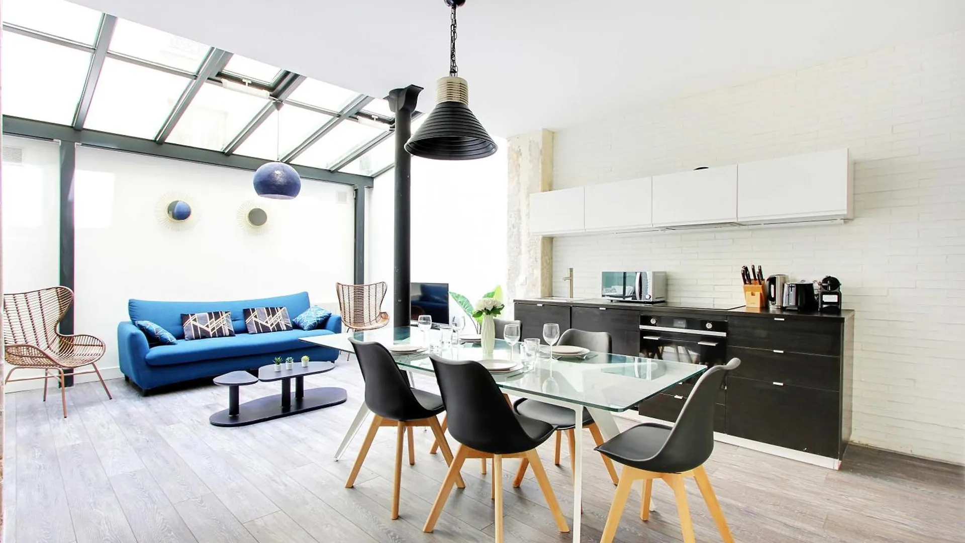 Luminous Apartment 4P2Bd Sacre-Coeur Montmartre - G Paris France